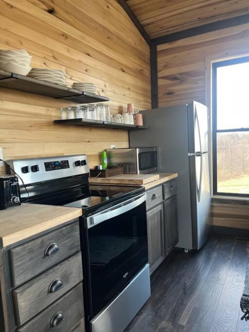 Bourbon Barrel Cottages #2 Of 5 On Kentucky Trail Lawrenceburg Ngoại thất bức ảnh