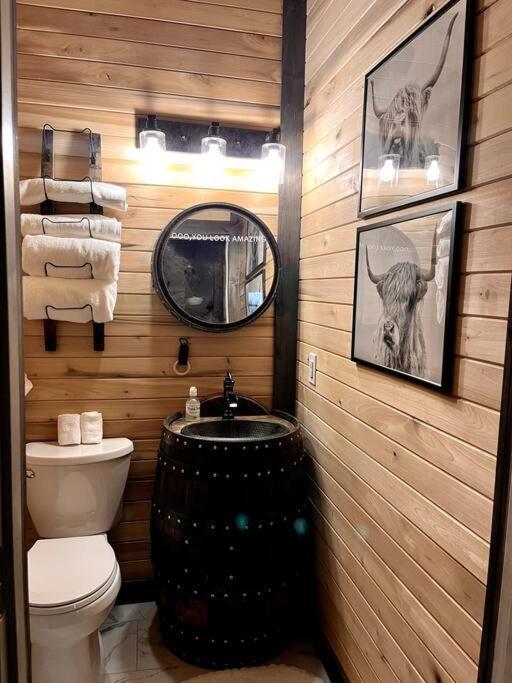Bourbon Barrel Cottages #2 Of 5 On Kentucky Trail Lawrenceburg Ngoại thất bức ảnh