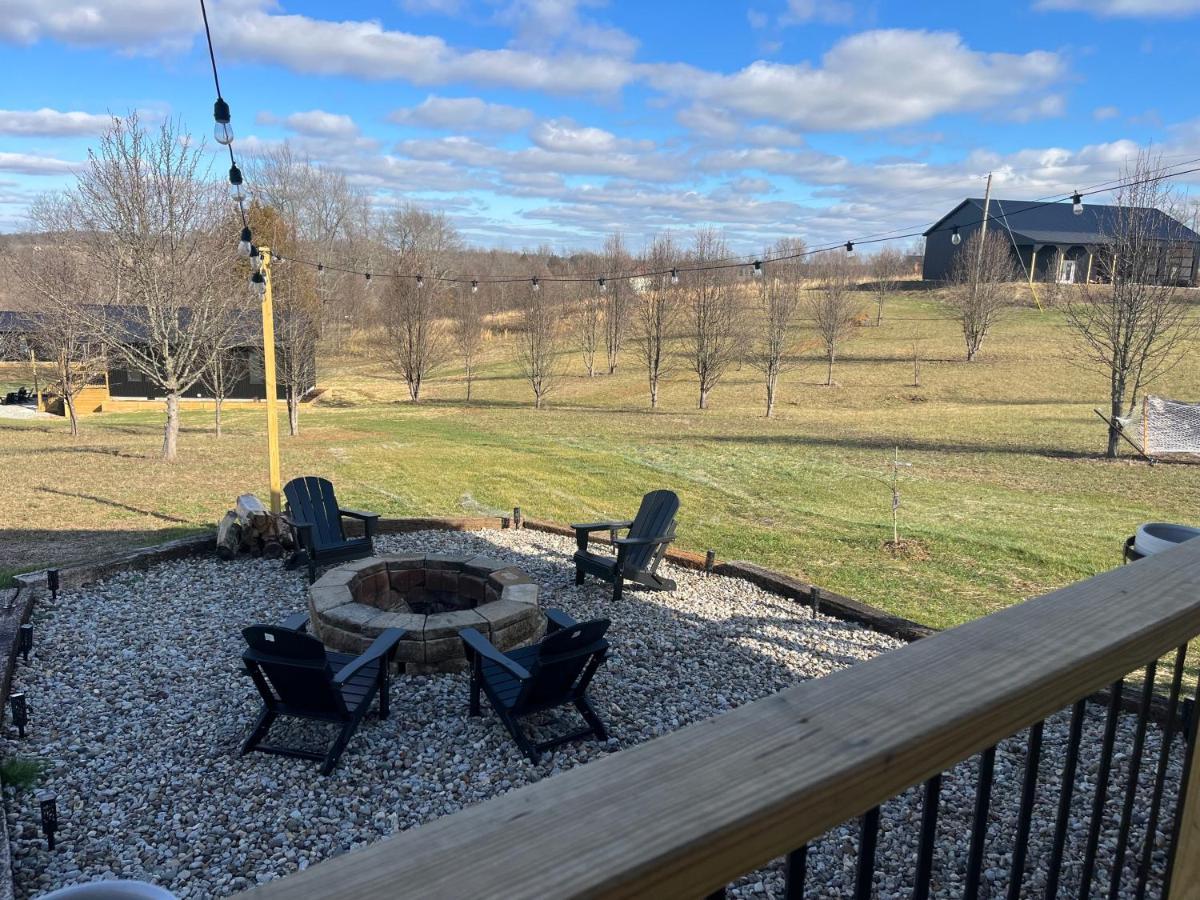 Bourbon Barrel Cottages #2 Of 5 On Kentucky Trail Lawrenceburg Ngoại thất bức ảnh