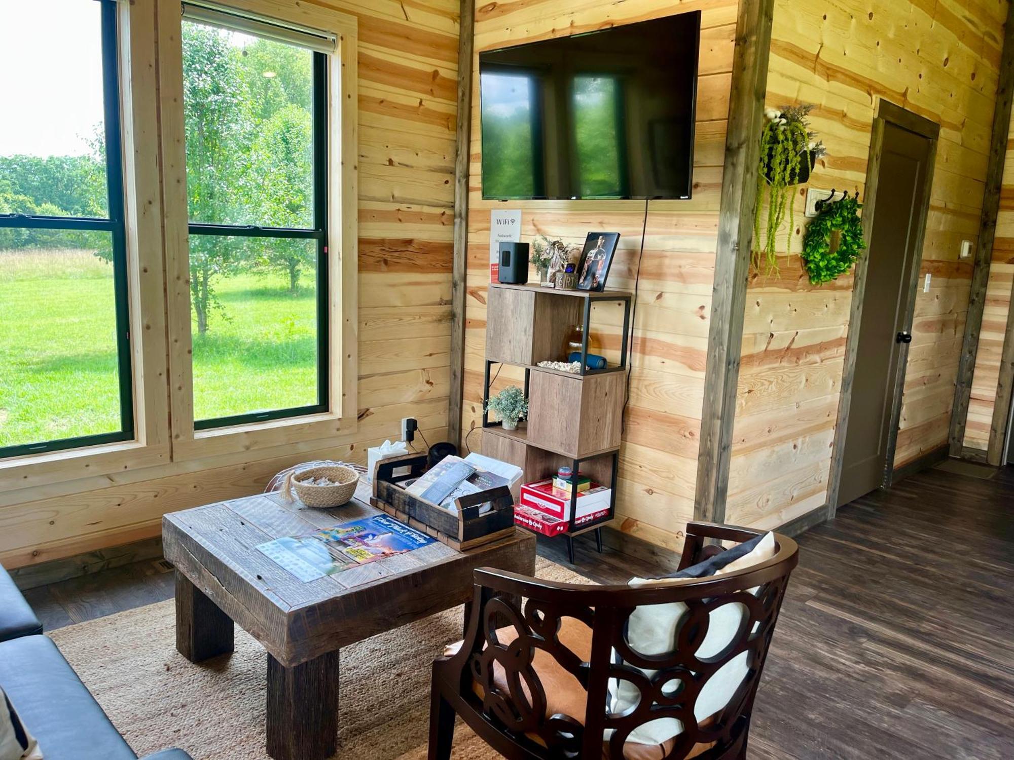 Bourbon Barrel Cottages #2 Of 5 On Kentucky Trail Lawrenceburg Ngoại thất bức ảnh