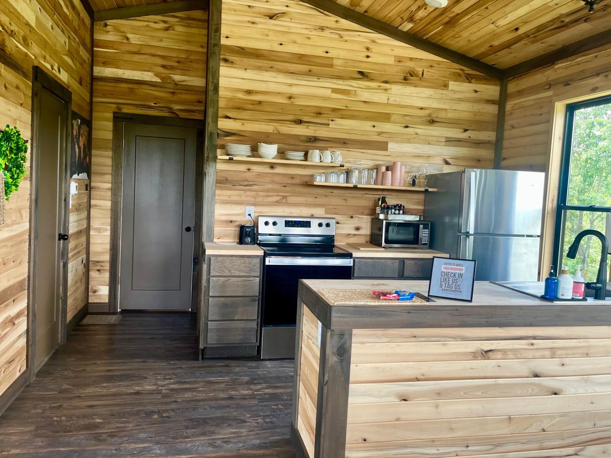 Bourbon Barrel Cottages #2 Of 5 On Kentucky Trail Lawrenceburg Ngoại thất bức ảnh